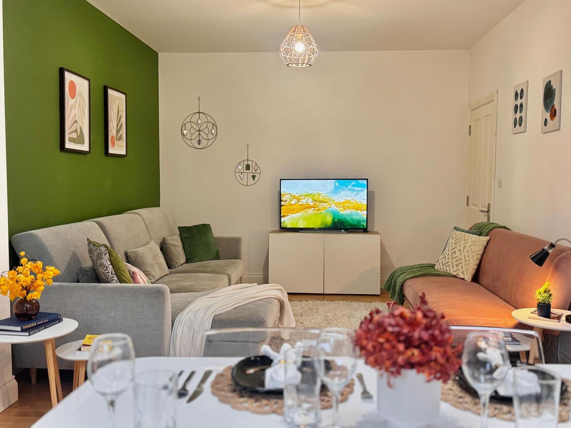 Modern 1-Bed Apt 30Min To Central London & Parking Exteriér fotografie