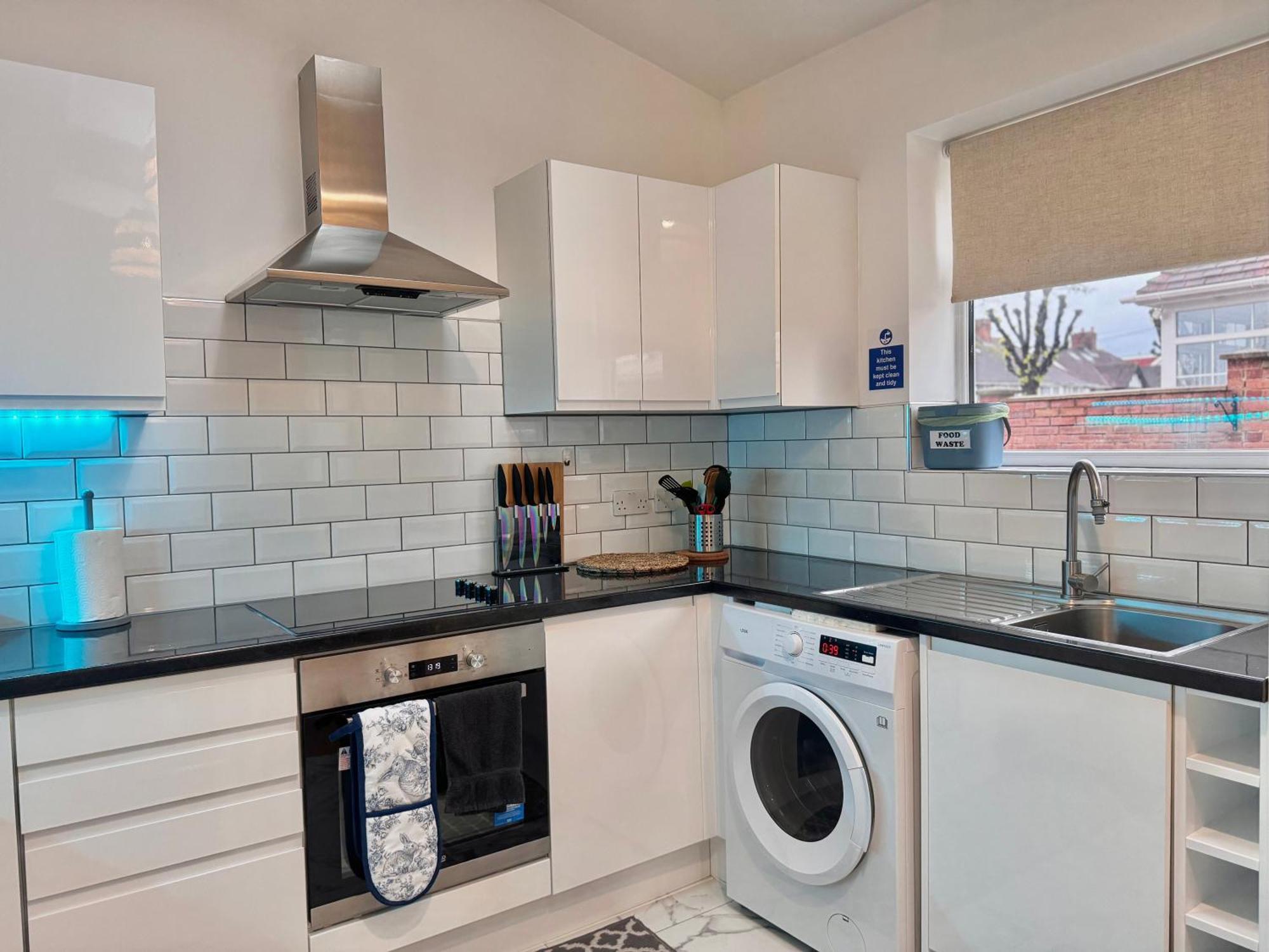 Modern 1-Bed Apt 30Min To Central London & Parking Exteriér fotografie