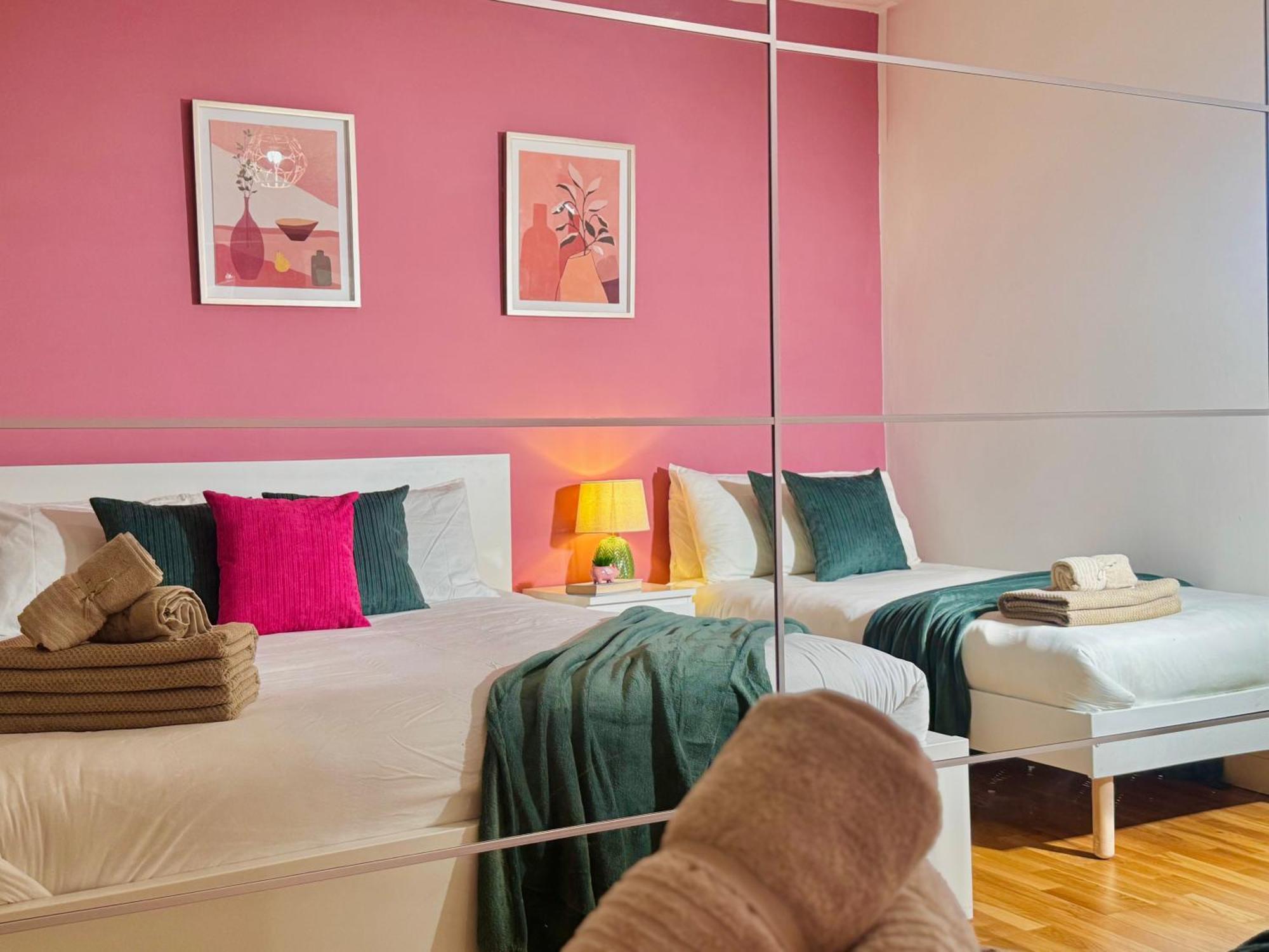 Modern 1-Bed Apt 30Min To Central London & Parking Exteriér fotografie