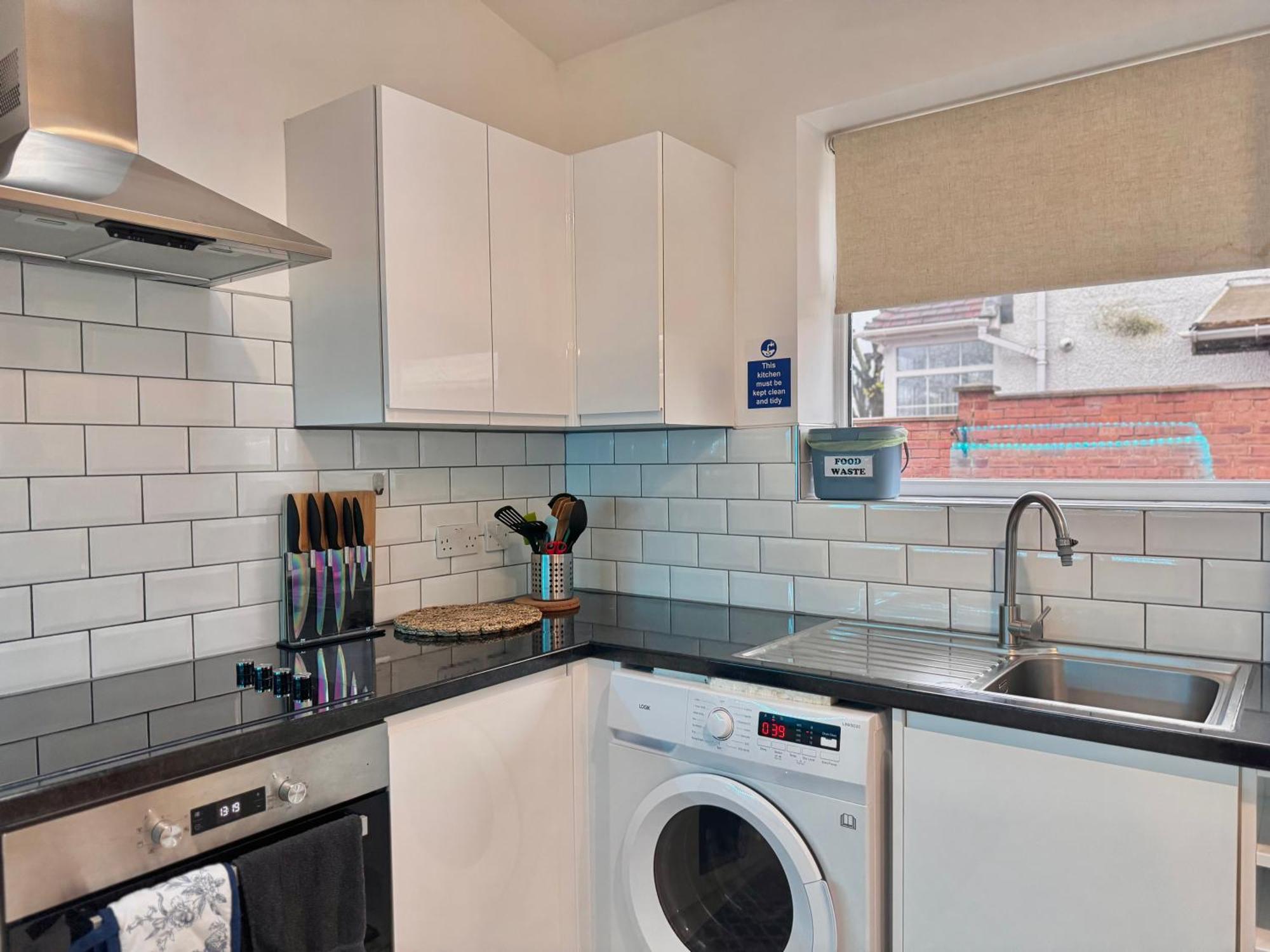 Modern 1-Bed Apt 30Min To Central London & Parking Exteriér fotografie